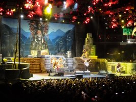 Iron-Maiden-at-United-Center-04-06-16-1.jpg