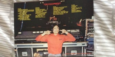 1981 - Killer World Tour Book (The Equipment)_1.jpg