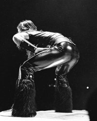 Bruce Dickinson, Iron Maiden, festival Monsters of Rock, Castle Donington, août 1988.jpg