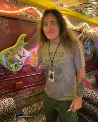 Steve Harris from Iron Maiden in The Archie’s Lounge 01.jpg