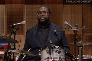 drum-roll-jimmy-fallon-tonight-hyb0yzdv0sw2m72i.gif