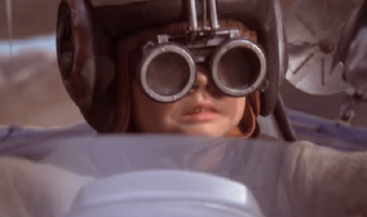 jake-lloyd-little-annie-star-wars-arrested.png