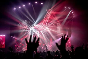 ghost-live-at-kfc-yum-center-in-louisville-kentucky-us-07-v0-dbj5e4njm5ff1.webp